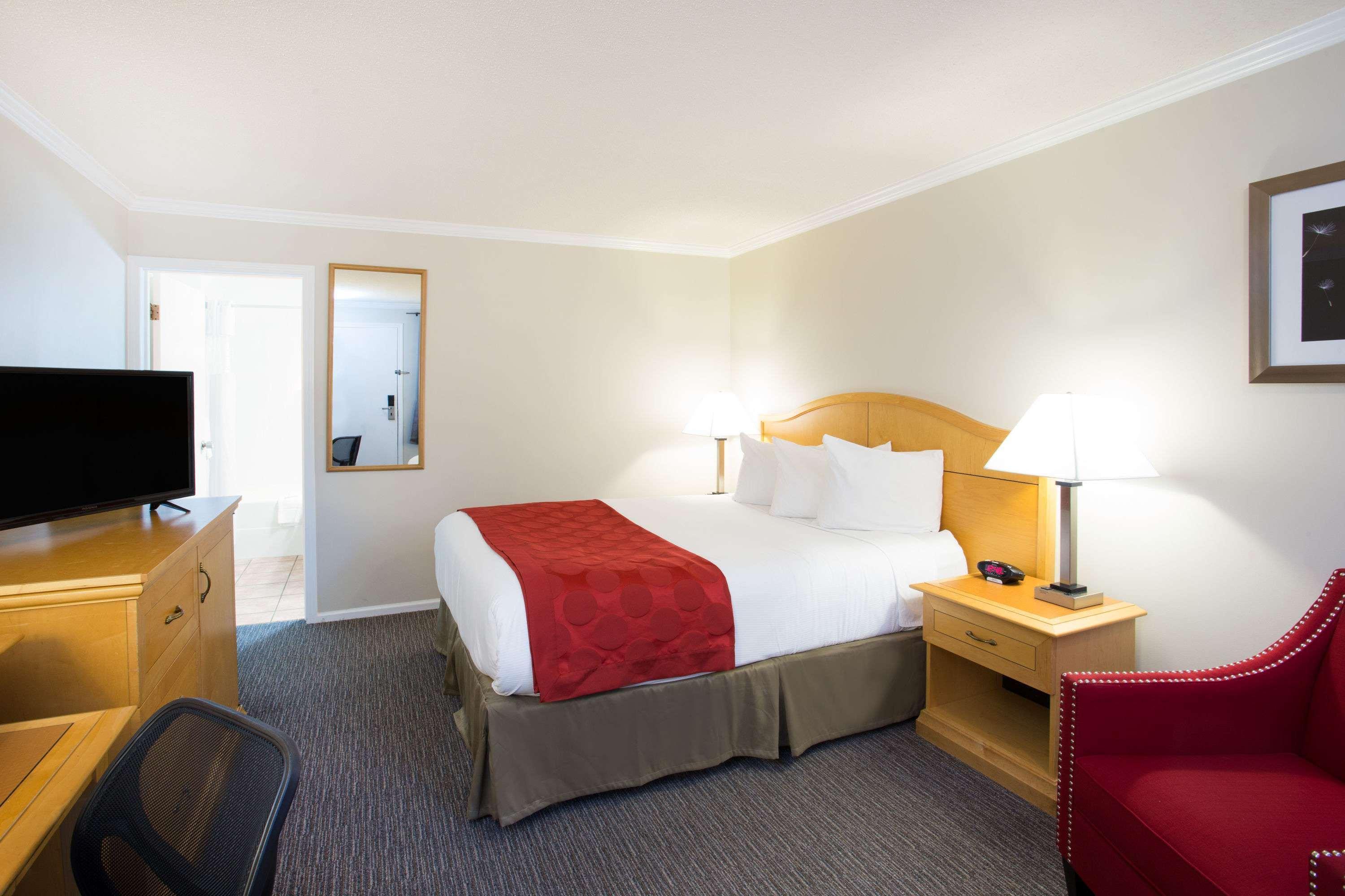 Ramada By Wyndham Duncan Cowichan Valley Extérieur photo